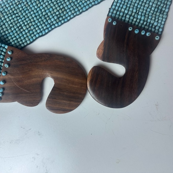 Handmade Bohemian Elastic Hippie EthicallyMade Wooden Closure Stretchy Bead Belt - Picture 6 of 12